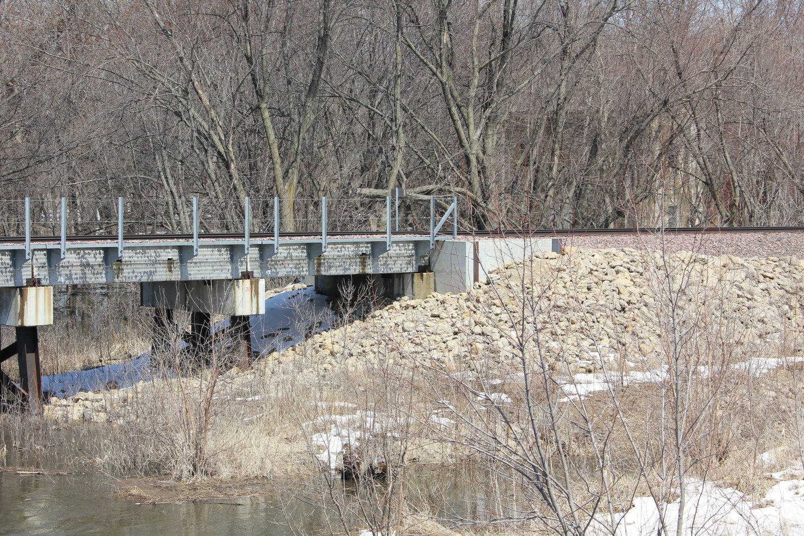 East abutment
